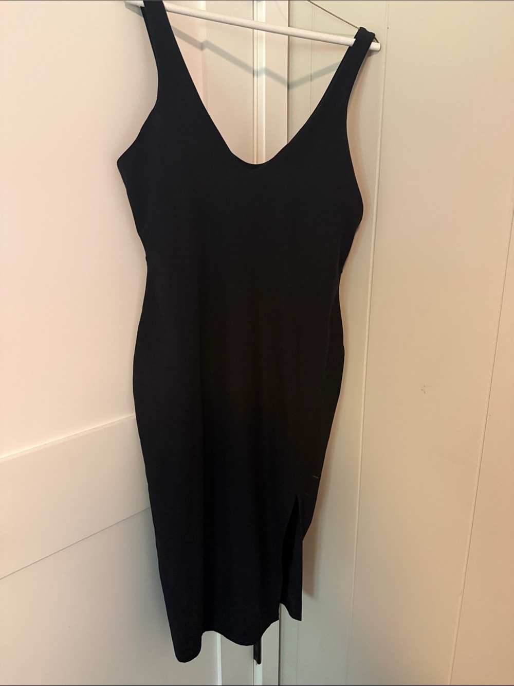 Beyond yoga Classic Black Sleeveless Midi Dress
